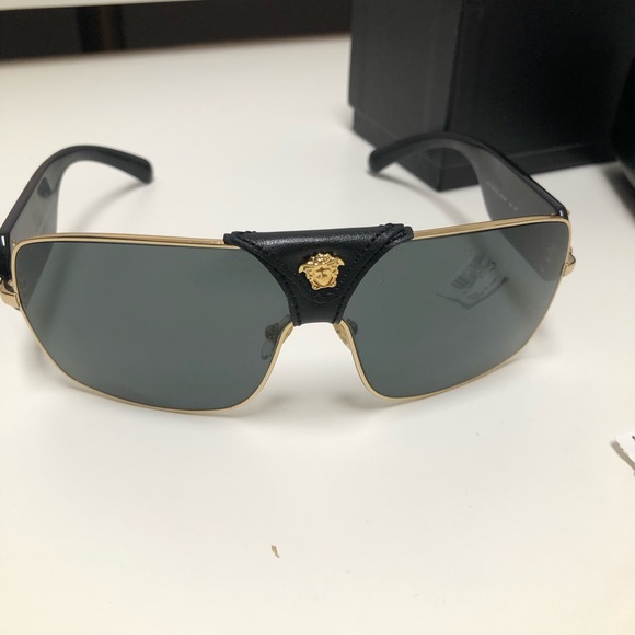 Versace Other - Versace Medusa Sunglasses
